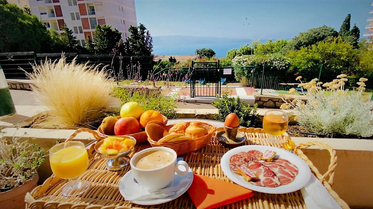 Hotel Sun 3*